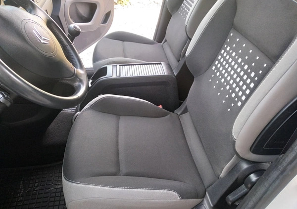 Citroen Berlingo cena 39999 przebieg: 162422, rok produkcji 2015 z Głuszyca małe 277